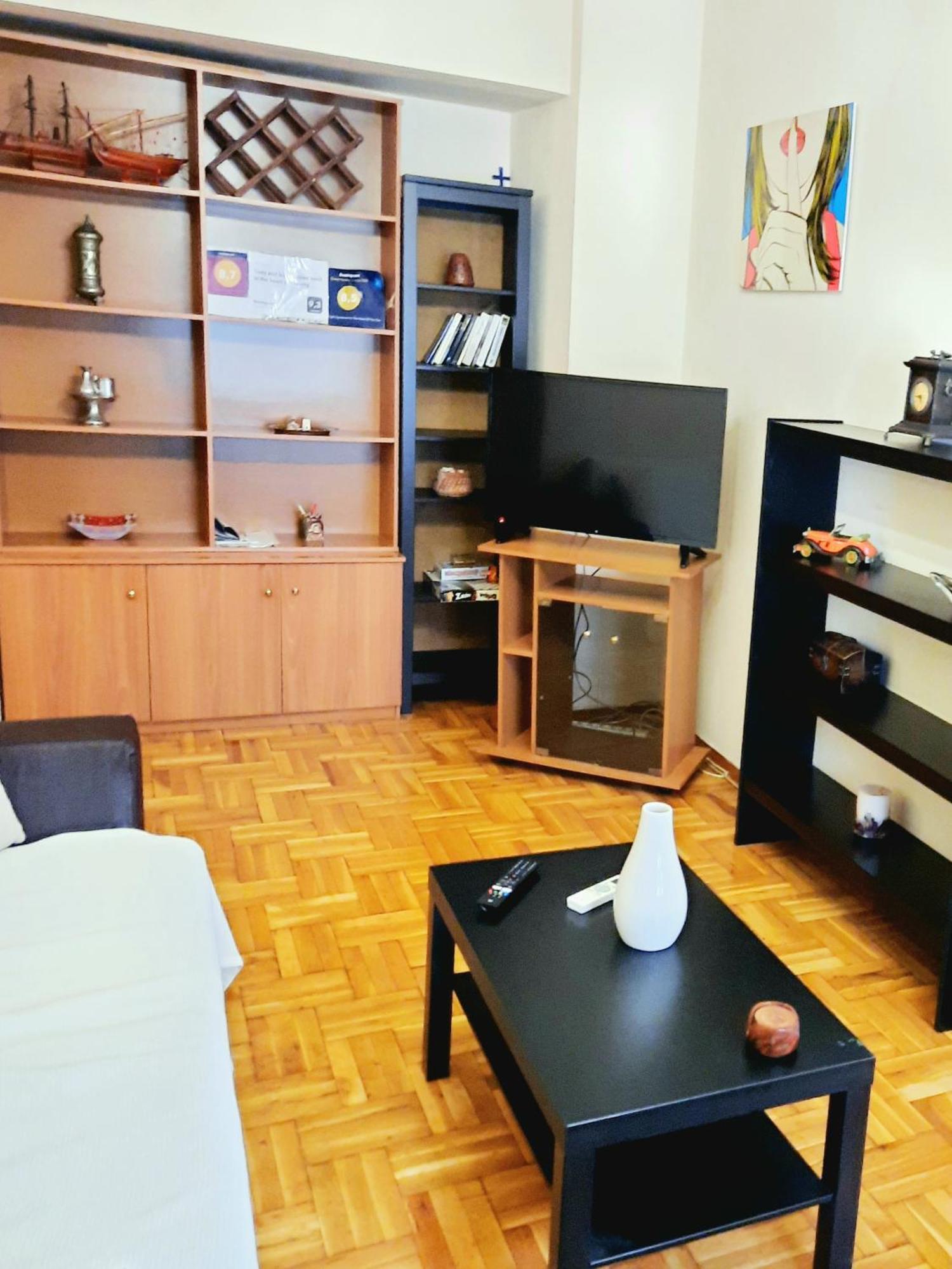 Cozy And Bright Apartment In The Heart Of The City Tesalonika Bagian luar foto