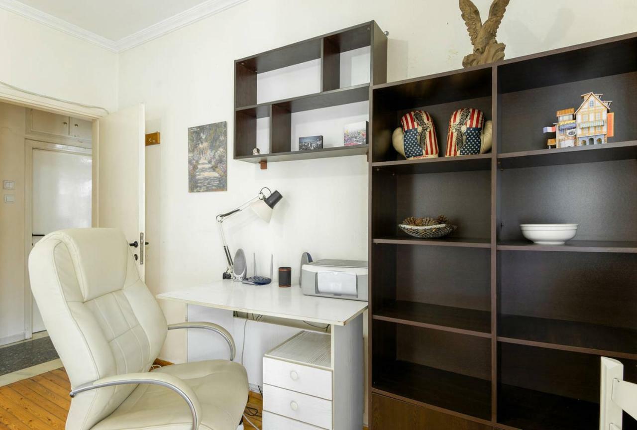 Cozy And Bright Apartment In The Heart Of The City Tesalonika Bagian luar foto